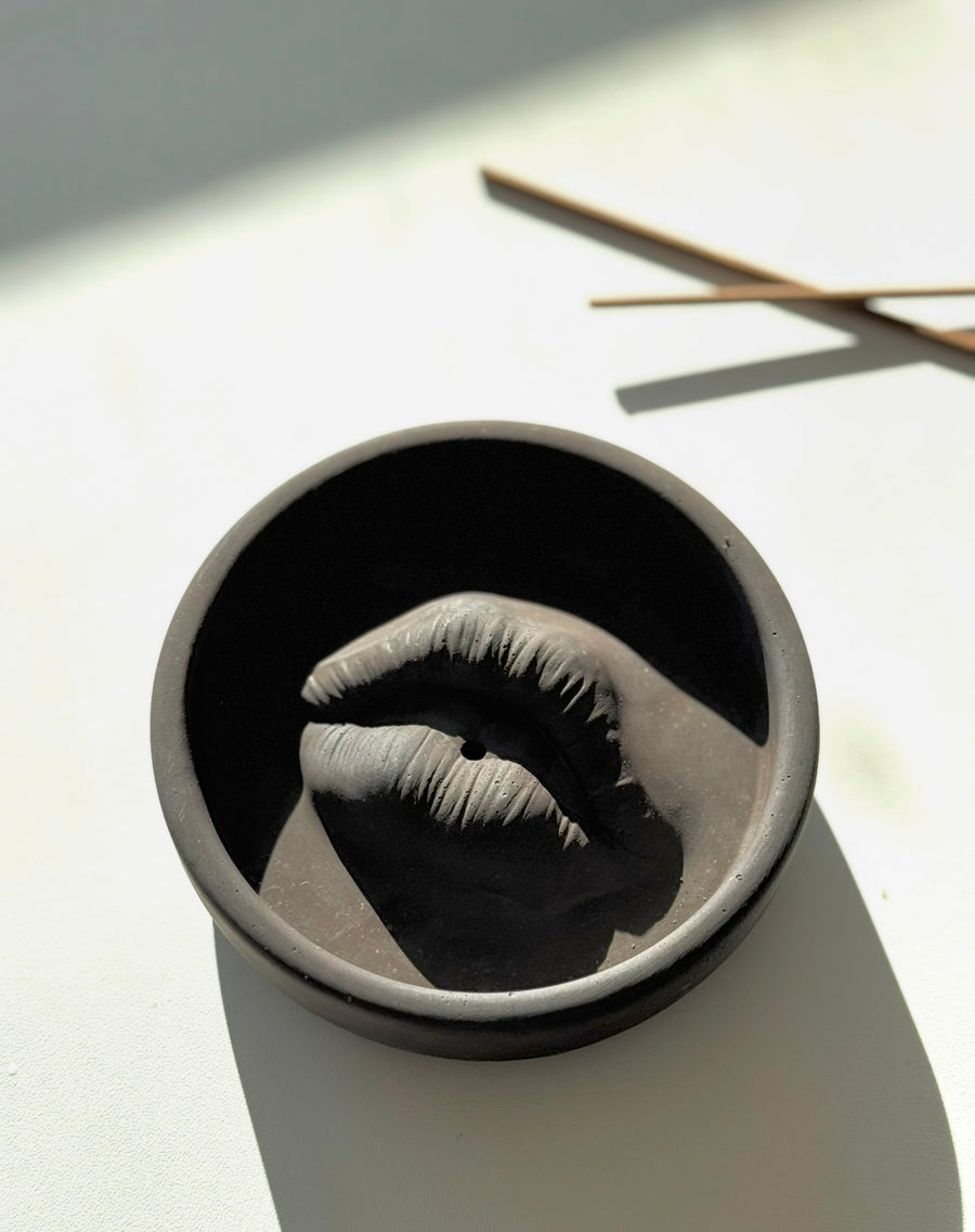 Lips Incense Holder